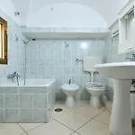 Guesthost - Casa Tosally * Ostuni